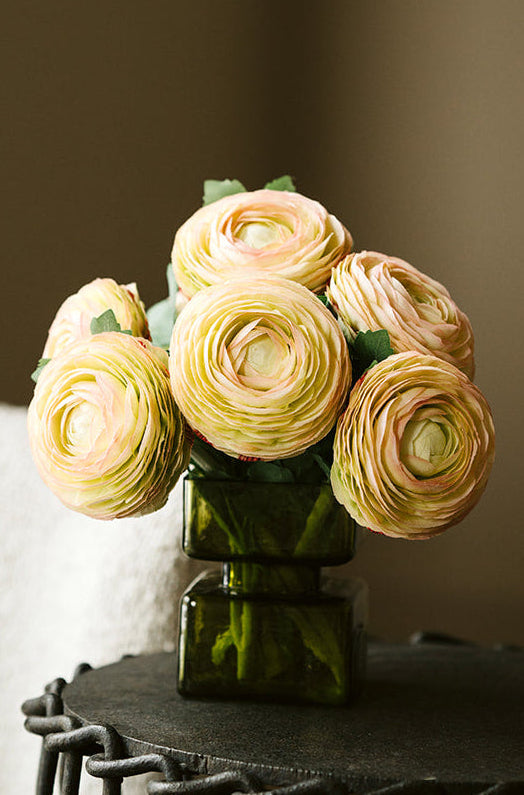 Ranunculus Spray
